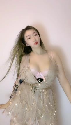 舞动快手:仙女主播合集,一起舞动起来,一起来当仙女!