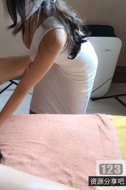 韩国af保健视频：网红{{网红名字}}带你了解保健知识，改善睡眠质量，保持身材，放松心情