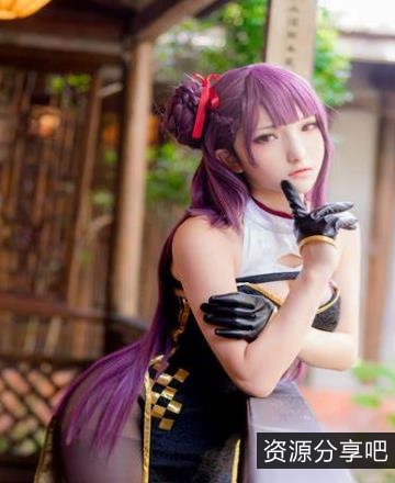 《小丁的梦幻工厂：一位年轻有为的网红，以艺术的魅力改变生活》