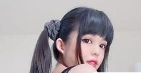 欧美妹子KittyXkum推特装饰挂饰