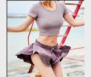 性感美少女中学生私拍私房瑜伽健身房一字马马翻照片