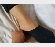 醉酒学生妹！1.28G禁果视频！男主灌醉磨蹭！