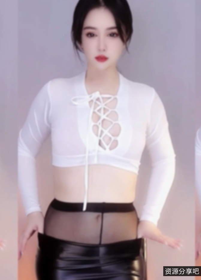 妃儿baby付费群定制热舞5V914M百度盘