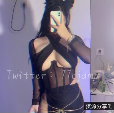 巨兔FL姬77掀衣服场景