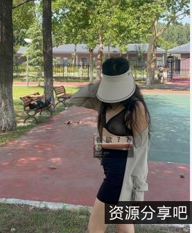 120V-12G]视频资源，是一部极具挑战和感觉的合集，展示了金秘书在户外各种场景下的极限挑战和自拍图集，绝对让人目不暇接，让人大开眼界。