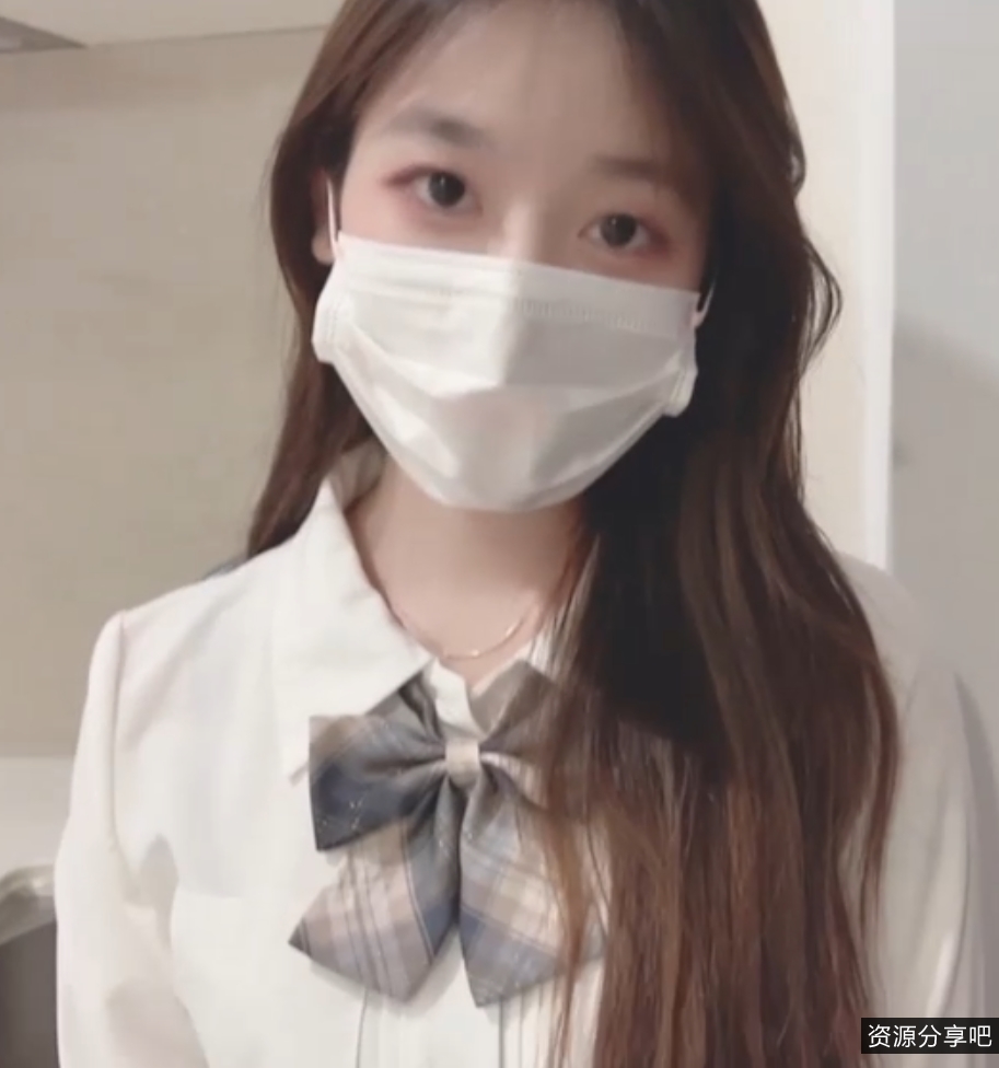 一线天美臀优米酱29v6g：独特魅力吸引众粉丝