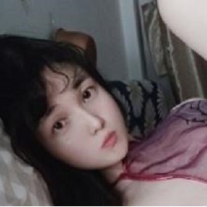 火辣越南妹EricaHand热门视频合集，19个1.2GB大片等你来体验！