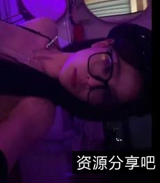 短视频B&M女神浪贱合集32V306M，精彩不露脸自拍