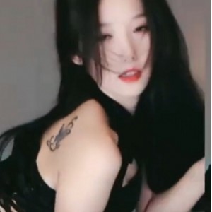 斗鱼影子舞主播朴雨彬热舞合集52V2.34G，精彩直播回顾