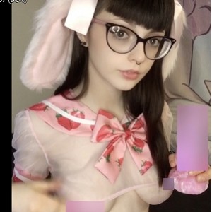 推特HoneyMomo劲爆混血合集34部1.6G太火辣了