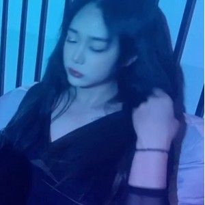 百度云ED2KTS阿冉与粥粥劲爆互动视频合集26部9.65G，阿冉雪肤球晃粥臀浪翘