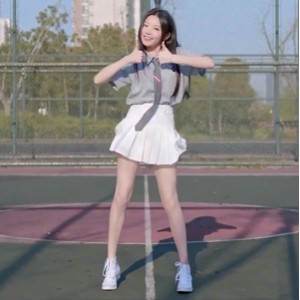 B站欣小萌换脸舞蹈两部合集50M珍藏版