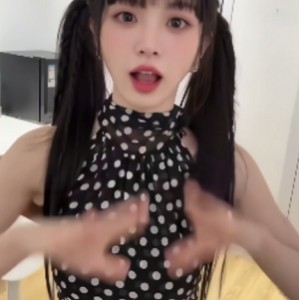 某站田曦薇AI脱衣1V240M超诱人