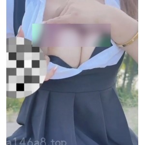 推特小野猫户外互动合集88部50G太粉嫩