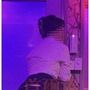 首尔丰满实战约会大神合集24部50G黑丝御姐