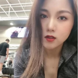 校花小薇私密狂欢35部绝密档案1.24G辣到冒烟